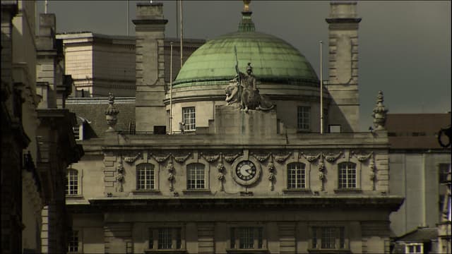 S01:E09 - London & Sydney