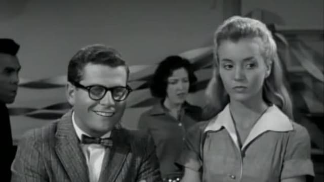 T05:C25 - S05:E25 - Betty Makes a Choice