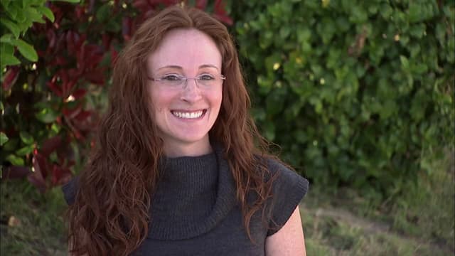 S01:E06 - Rustic Great Room