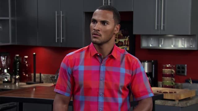 S03:E08 - A Fresh Bath