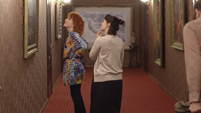 S01:E05 - Amores Revelados Y Escándalos