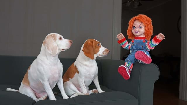 S01:E04 - Dogs, Giant Props, and Kitchen Play