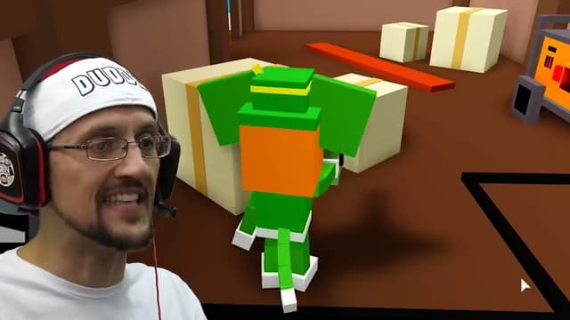 S07:E05 - Escape the Cat as a Mouse