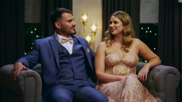 S15:E18 - San Diego Reunion, Part 1