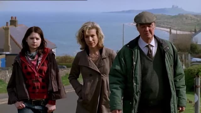 S01:E03 - Episode 3