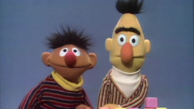 S05:E49 - Cookie Monster’s Cousin Apple Monster Visits