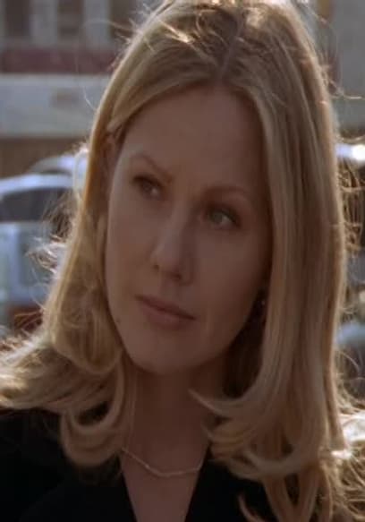 S01:E06 - Mary Higgins Clark's: All Around the Town poster