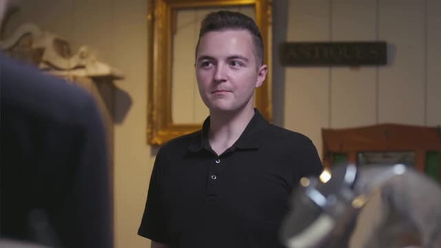 S02:E11 - Antique Shop of Horrors