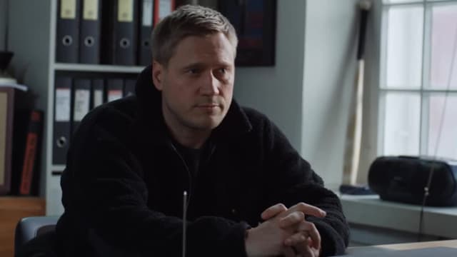 S01:E07 - Father, Son and the Evil Spirit (Pt. 1)