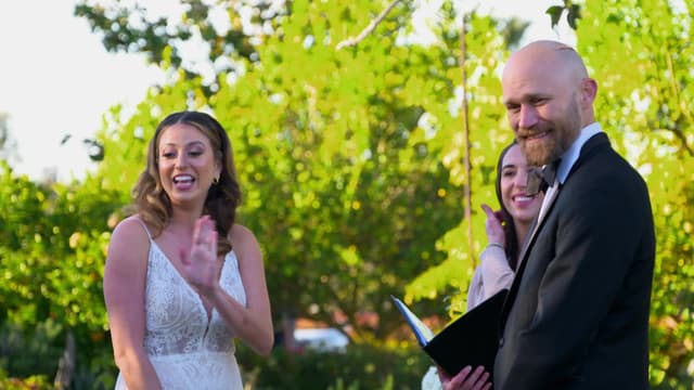 S15:E03 - Ain't No Wedding Like a West Coast Wedding