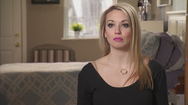 S01:E08 - Social Life