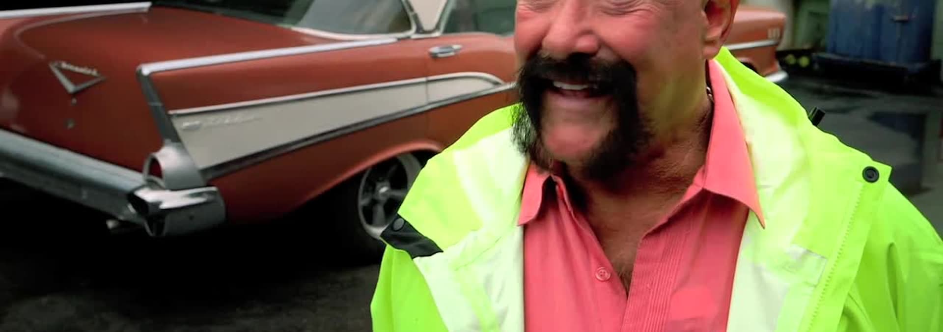 Watch South Beach Classics S03:E08 - Robin's Bus Stop - Free TV Shows ...