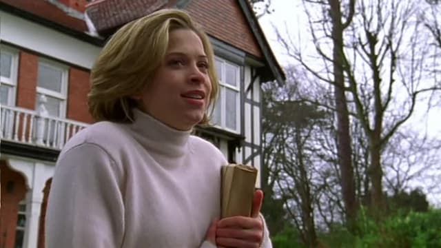 S01:E08 - The Housesitter