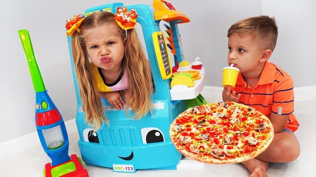 S01:E01 - A Super Snack for Diana and Roma!
