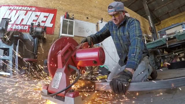 S07:E07 - Woodchuck the Scratch-Built Wood Truck