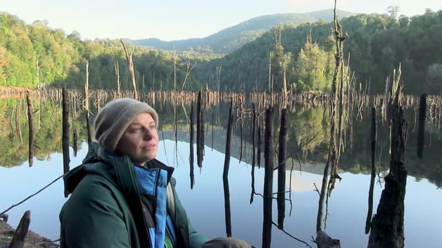 S01:E06 - Sink or Swim