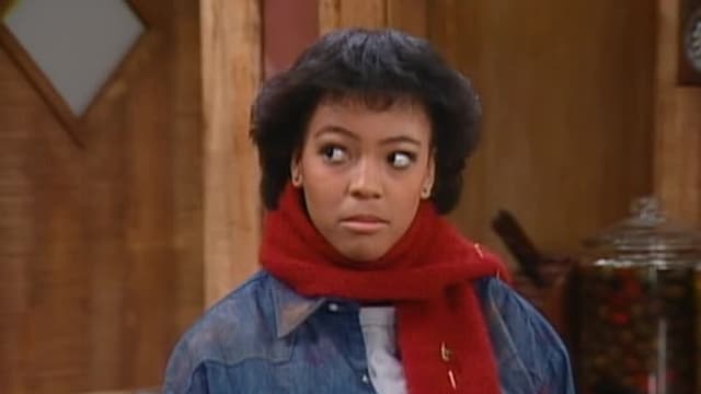 S05:E12 - Store Games