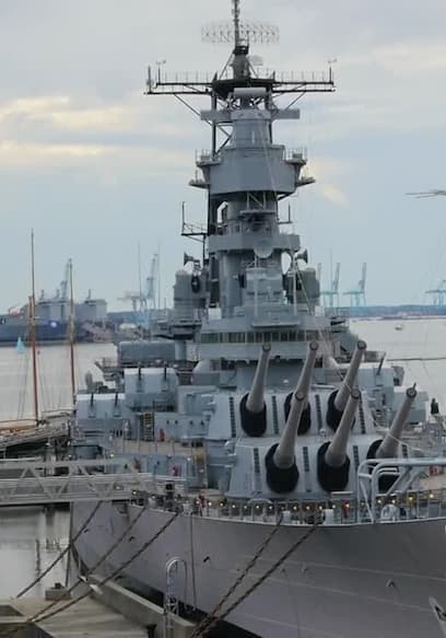 S01:E01 - Bismarck: Hitler's Greatest Warship poster