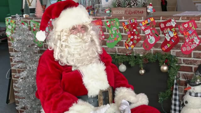 S52:E14 - Sensory Santa, Santa Claus Museum, Pancho Claus