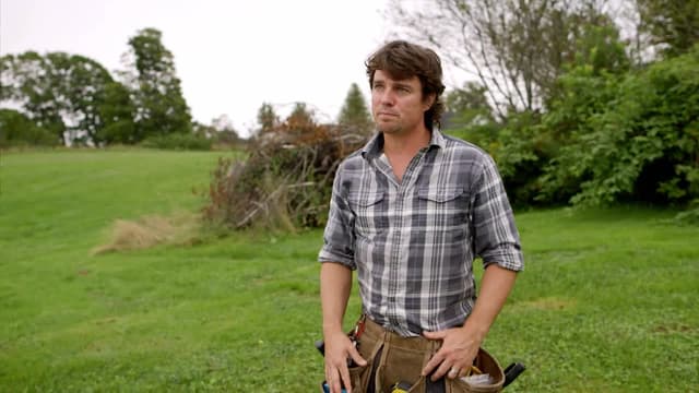 S01:E03 - Rock Climbing Staircase