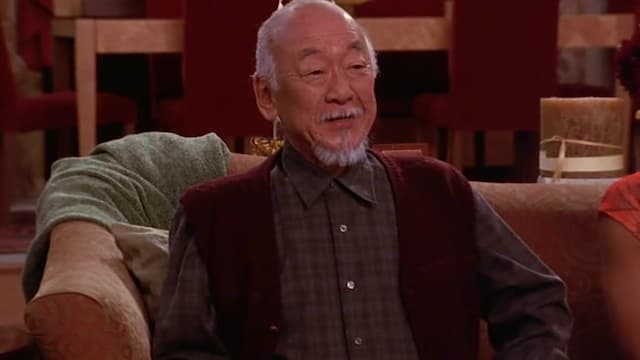 S03:E02 - Guess Who's Coming Out for Dinner