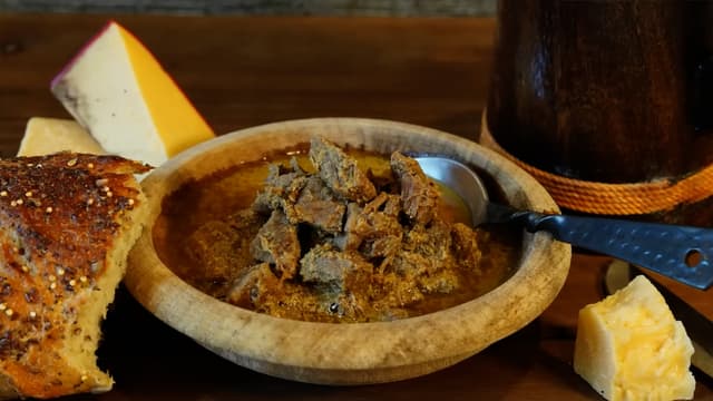 S01:E01 - What It Was Like to Visit a Medieval Tavern