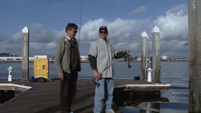 S01:E10 - Forbidden Fishing