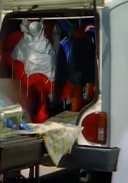 S01:E17 - Wearing Authority, Head-on Collision! poster