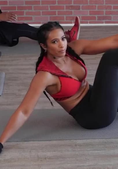 S01:E07 - AB Workout poster