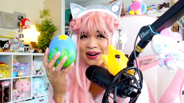 S01:E07 - Hatching More Adopt Me Eggs in Real Life!