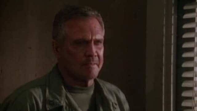 S03:E18 - War Is a Contact Sport