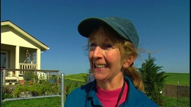 S02:E04 - Rustic Country Patio