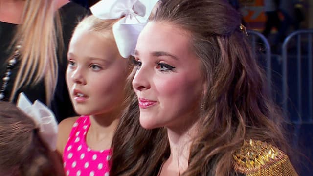 S05:E23 - Live From LA, It's Kendall K