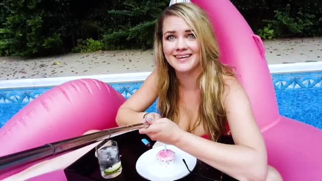 S05:E05 - The World's Funniest Weather: All-Viewer Request Special / It's Snowtime Folks!!!