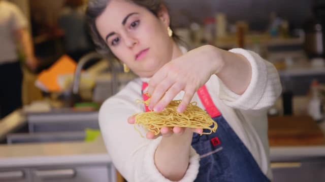 S01:E09 - Pastry Chef Attempts to Make Gourmet Instant Ramen