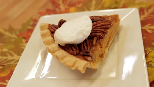 S01:E09 - A Vegan Thanksgiving