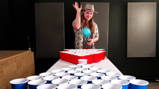 S01:E09 - We Played ULTIMATE Beer Pong