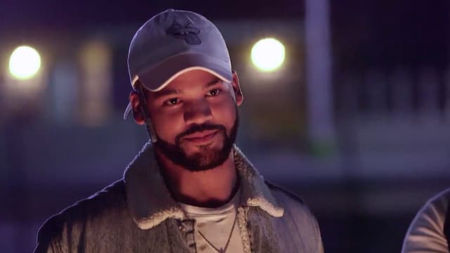 S04:E04 - Blurred Lines