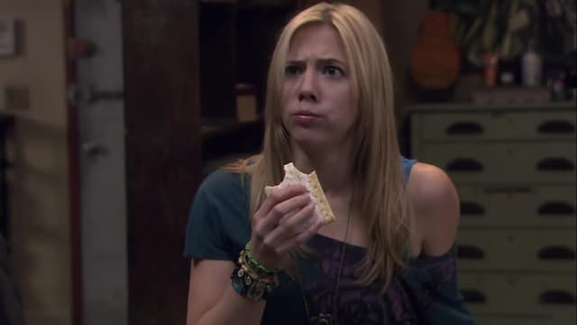 S07:E02 - Menses
