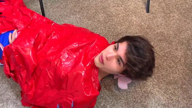 S08:E13 - Busting Various Life Hacks / Customizing Nike Air Forces With Hydro Dipping!