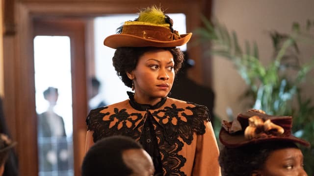 S15:E17 - Bloodlines