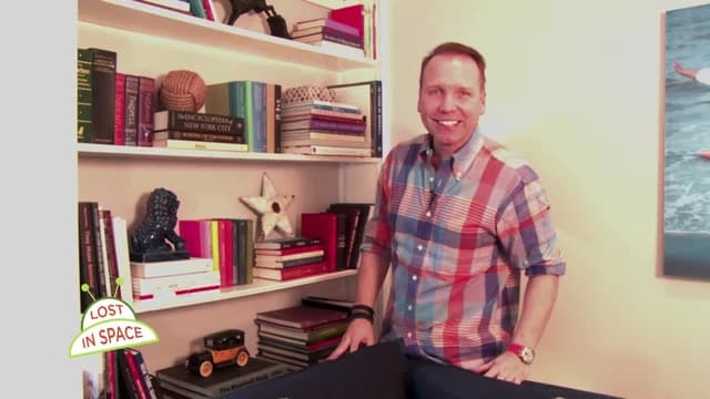 S01:E07 - Lost in Space:  Bloopers & Outtakes Show