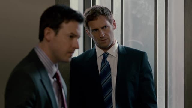 S01:E05 - Chapter Five