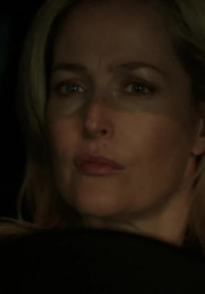 S02:E02 - Night Darkens the Street poster