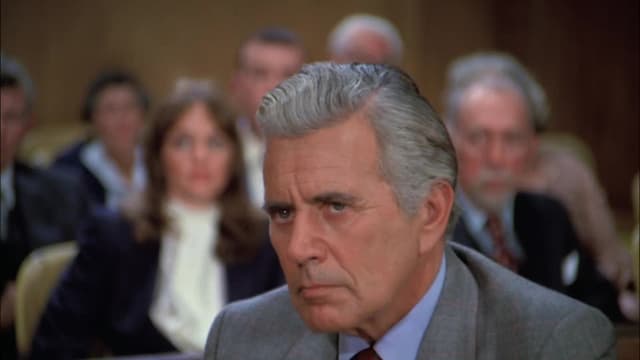 S02:E01 - Enter Alexis