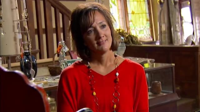 S01:E07 - Mid-Century Family Style