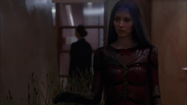 S05:E20 - The Girl in Question