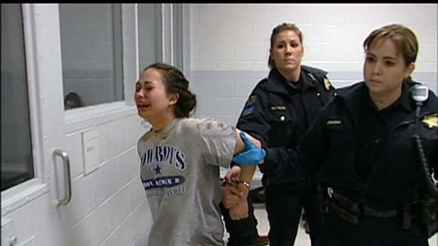 S01:E21 - Hawaii 5-0