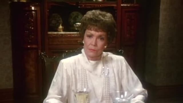 S04:E12 - The Triumvirate