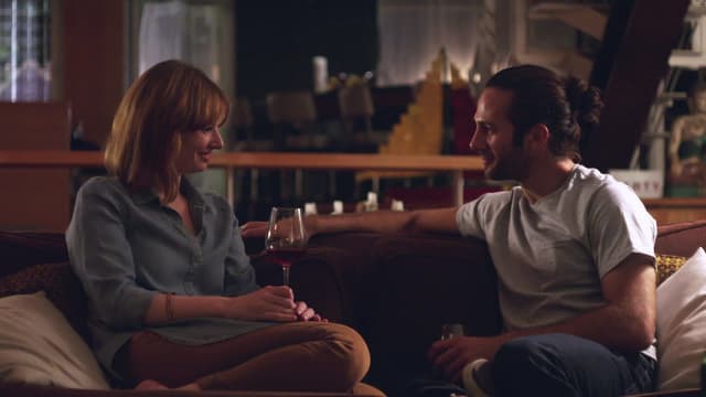 S01:E02 - Caught in the Act